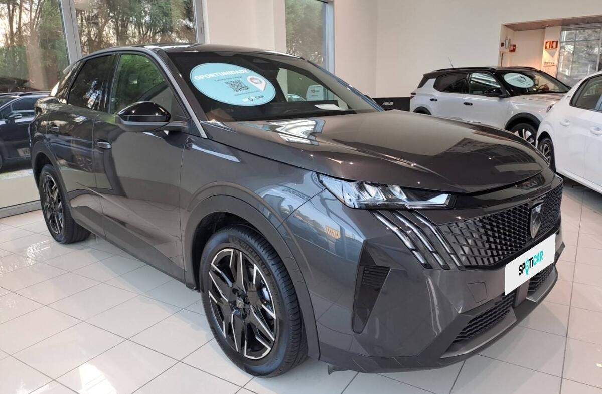 PEUGEOT 3008 1.2 Hybrid Allure e-DCS6