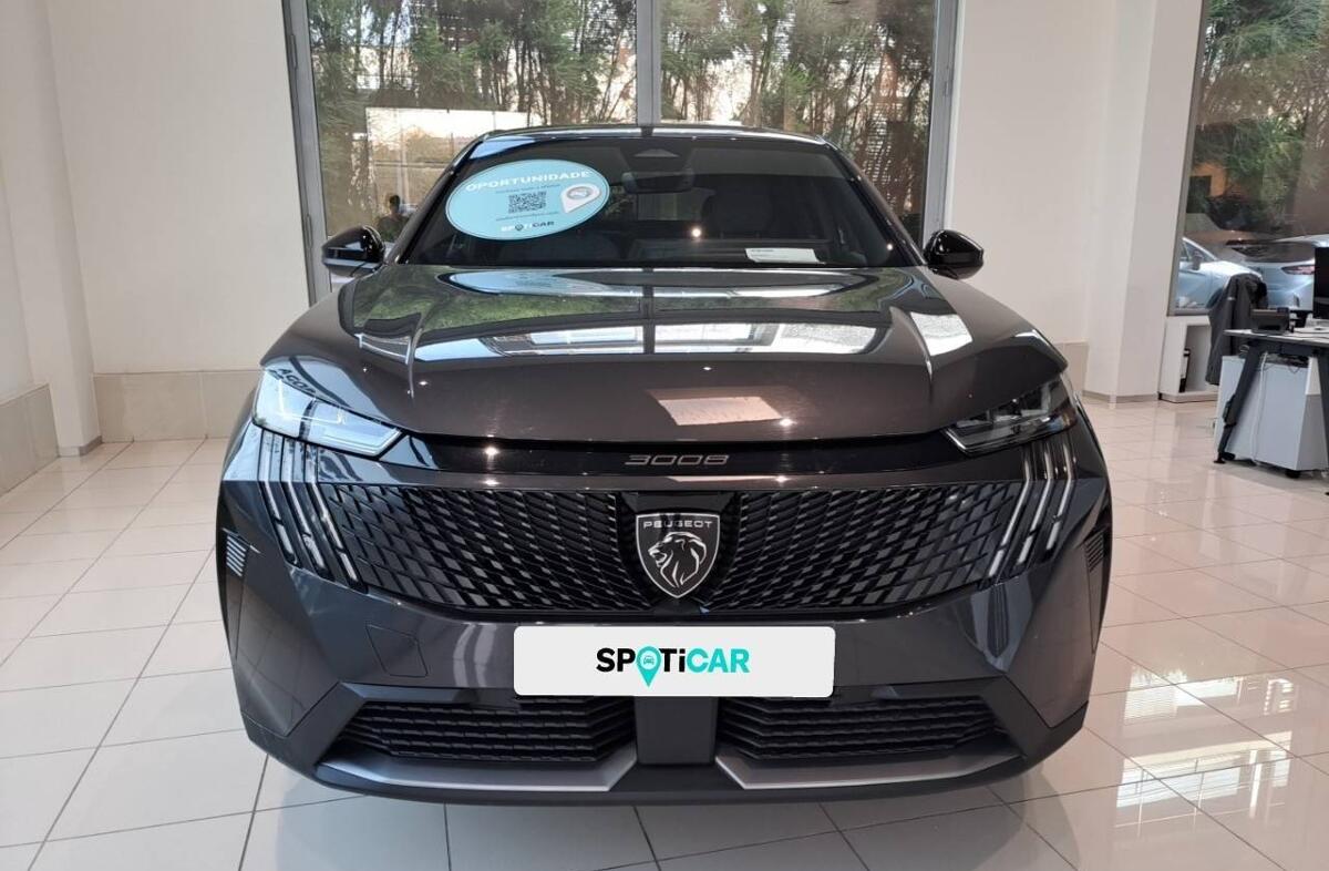 PEUGEOT 3008 1.2 Hybrid Allure e-DCS6
