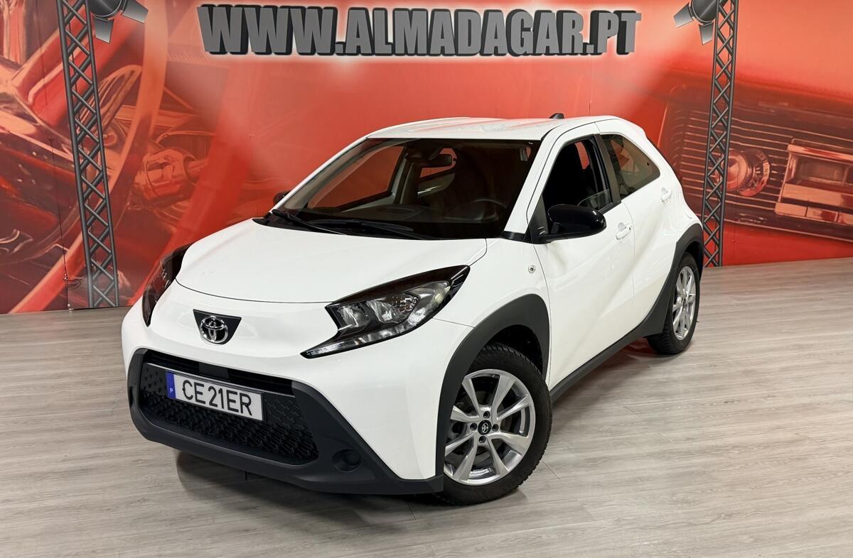 TOYOTA Aygo X 1.0 Play