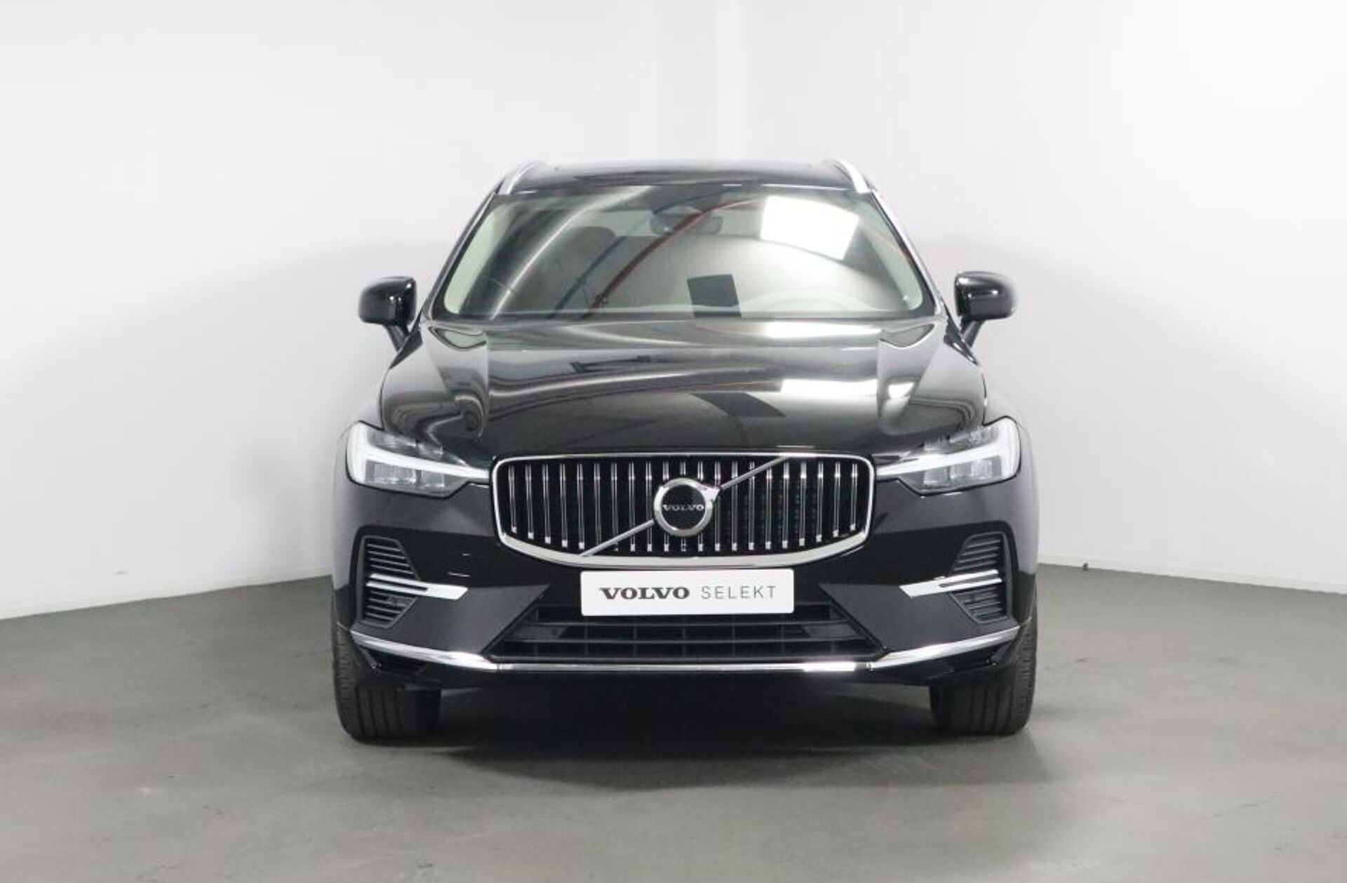 VOLVO XC60 2.0 T8 PHEV Plus Bright AWD