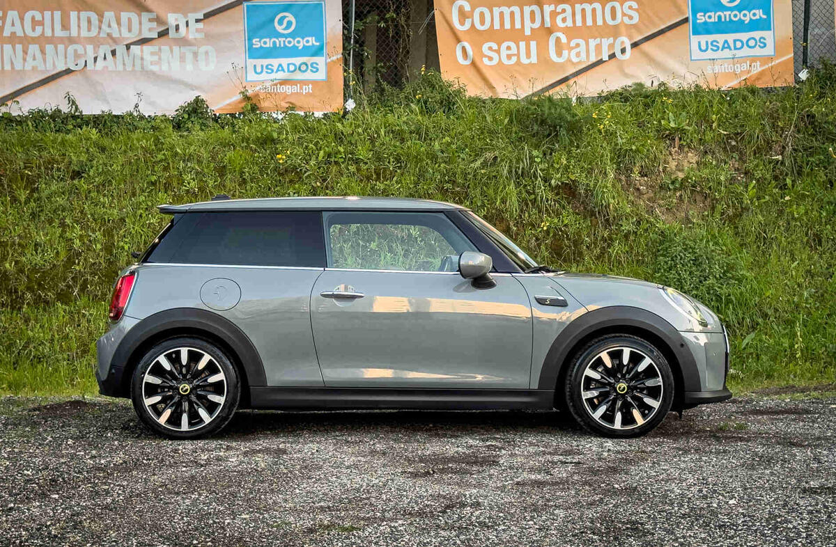 MINI Mini Cooper SE Classic