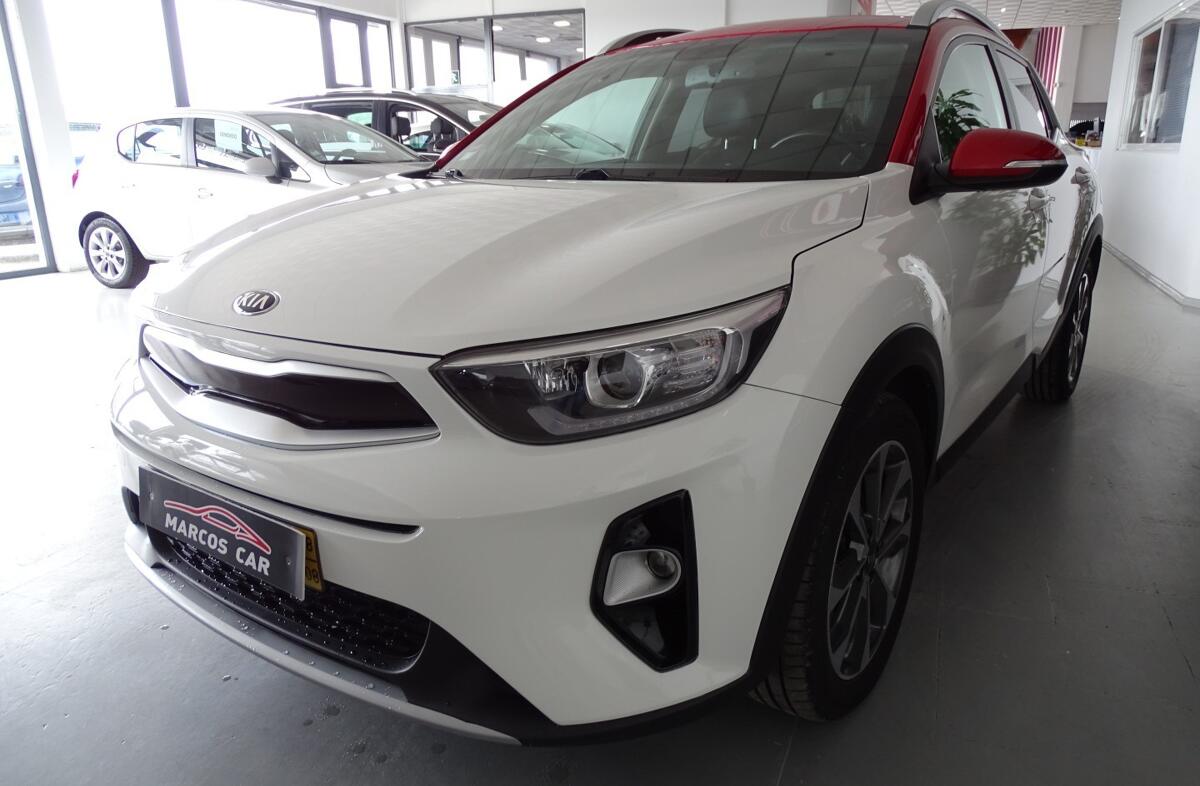 KIA Stonic 1.6 CRDi EX
