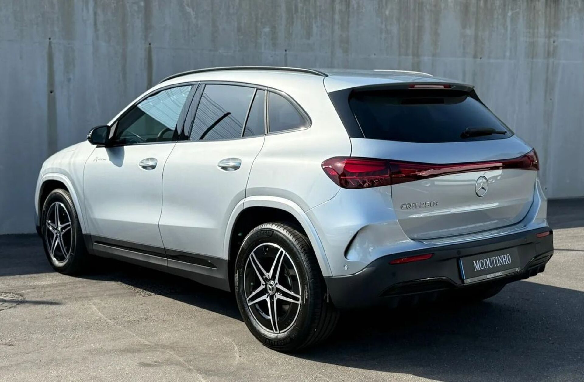 MERCEDES EQA 250+ Edition