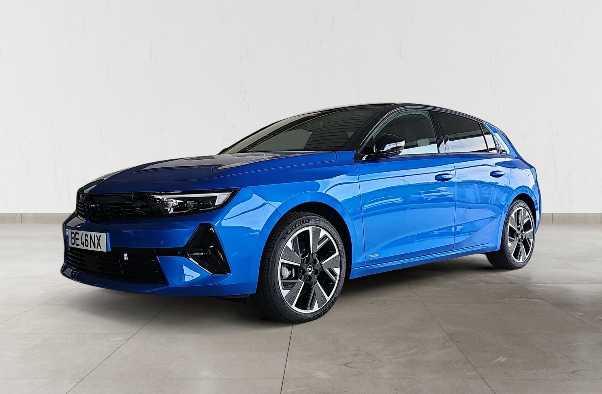 OPEL Astra 54 kWh GS