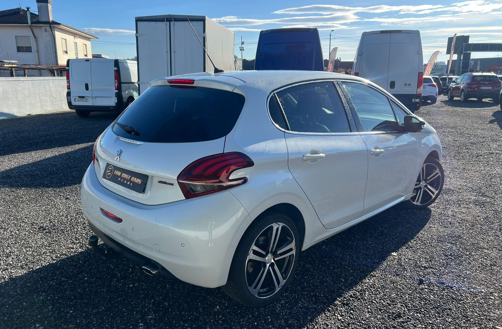 PEUGEOT 208 1.2 PureTech GT Line