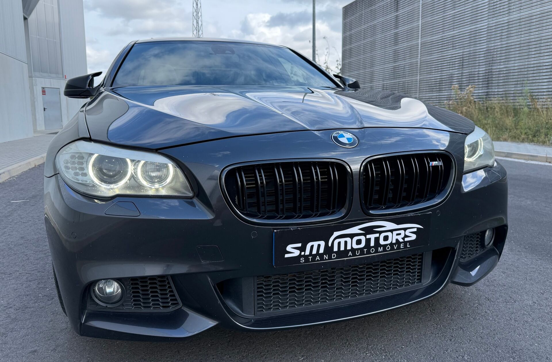 BMW Serie-5 550 i Auto