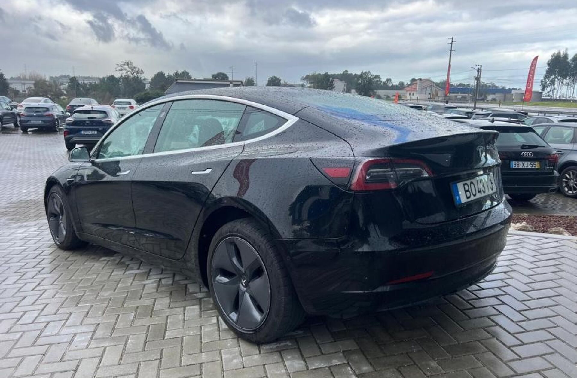 TESLA Model 3 Standard Range Plus RWD