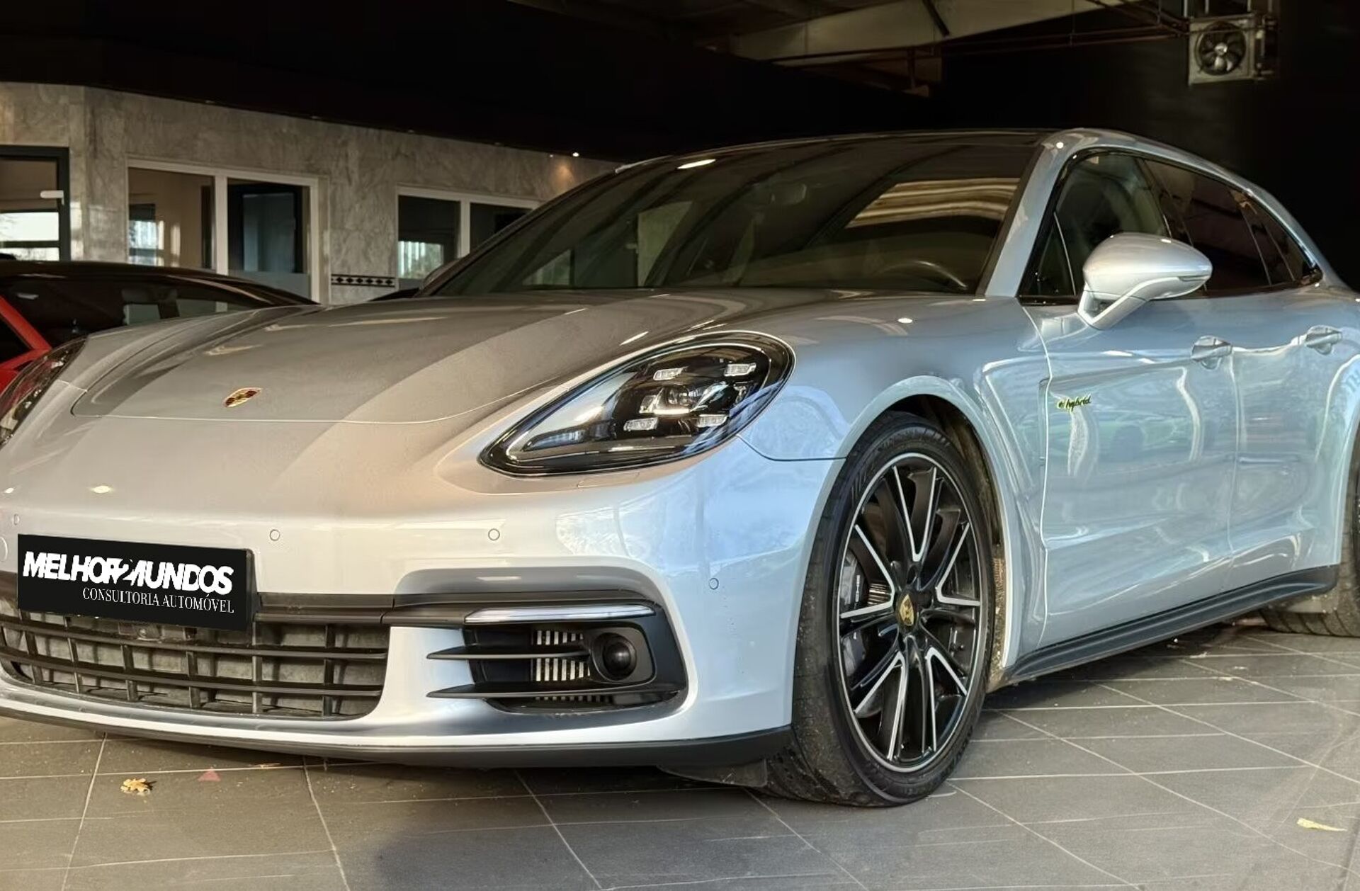 PORSCHE Panamera 4 E-Hybrid