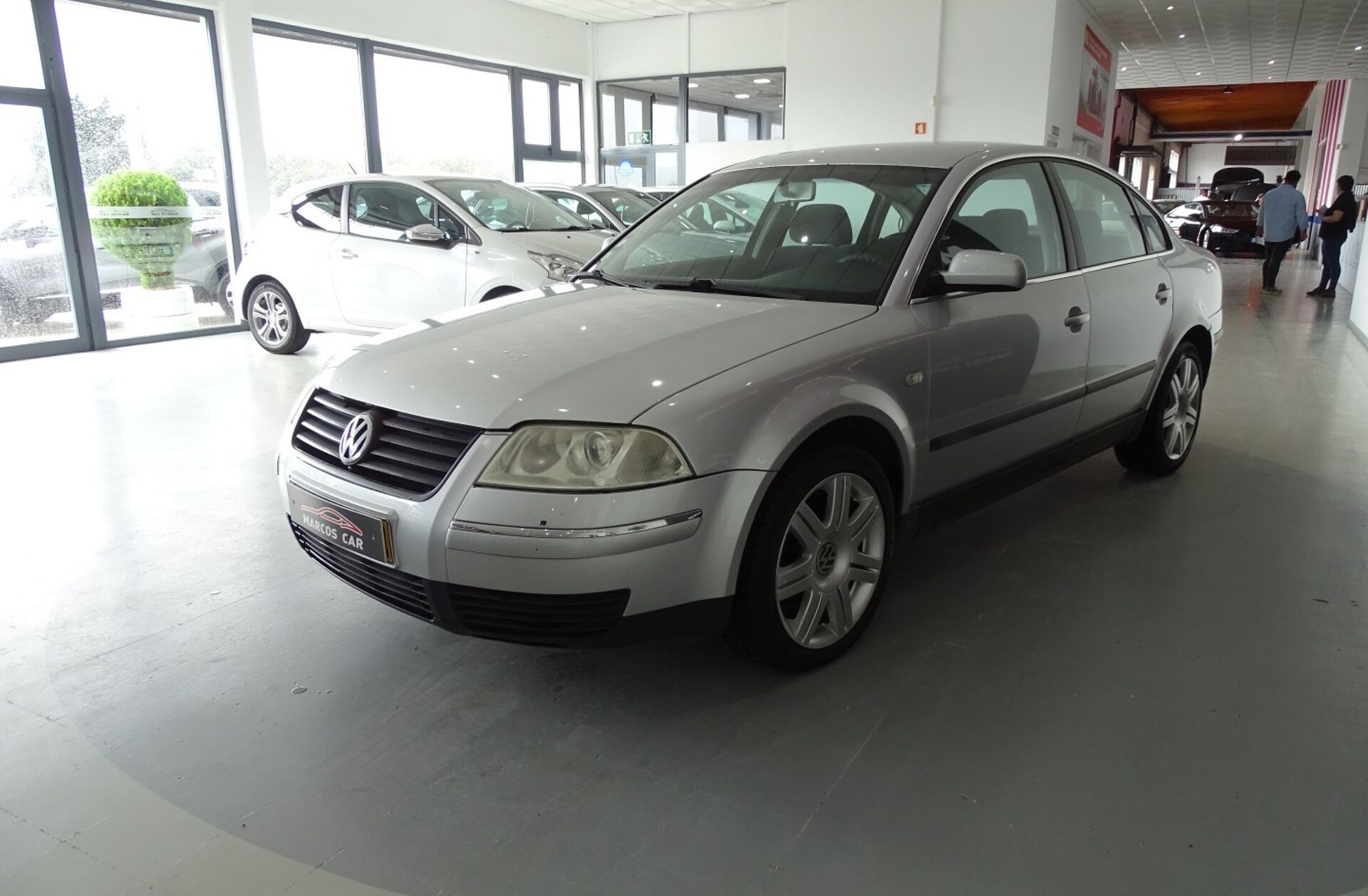 VOLKSWAGEN Passat 1.9 TDi Confortline