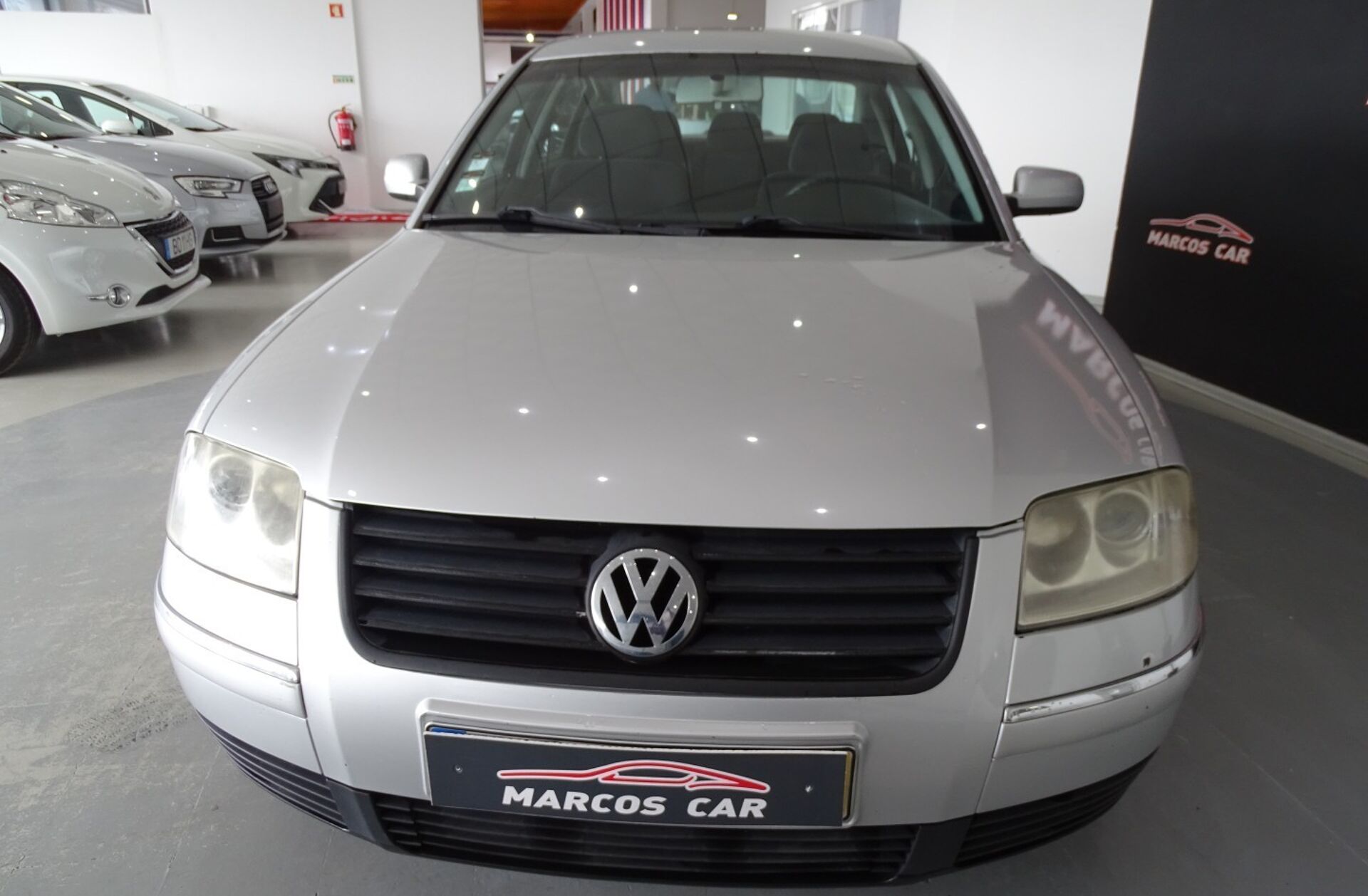 VOLKSWAGEN Passat 1.9 TDi Confortline