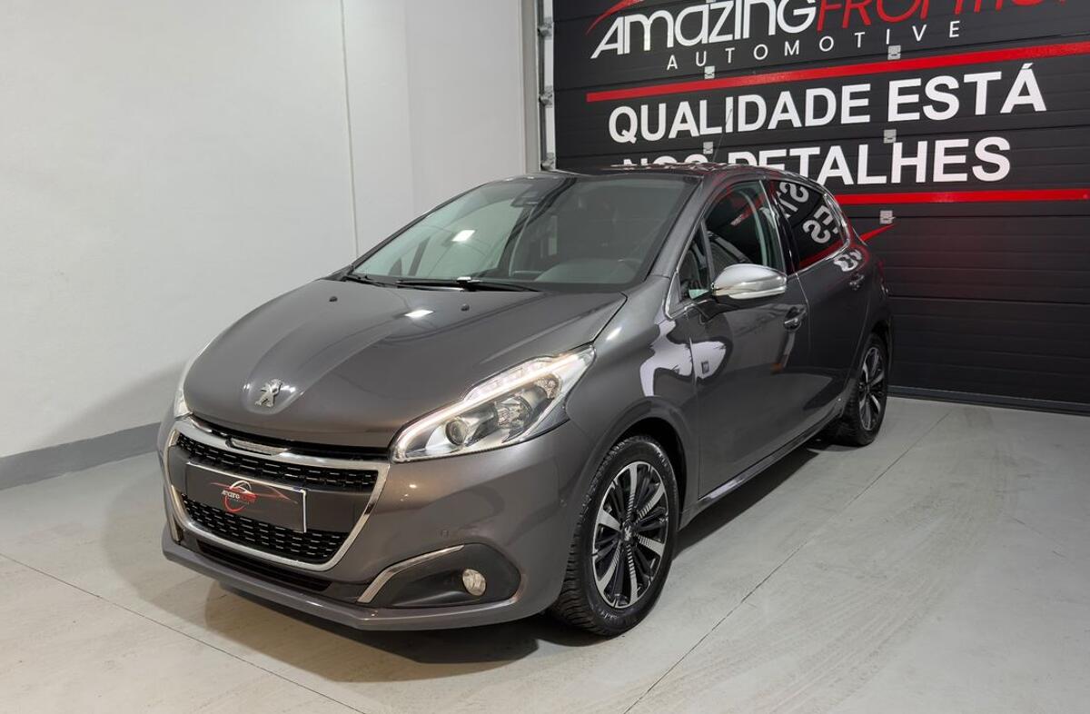 PEUGEOT 208 1.2 PureTech Active