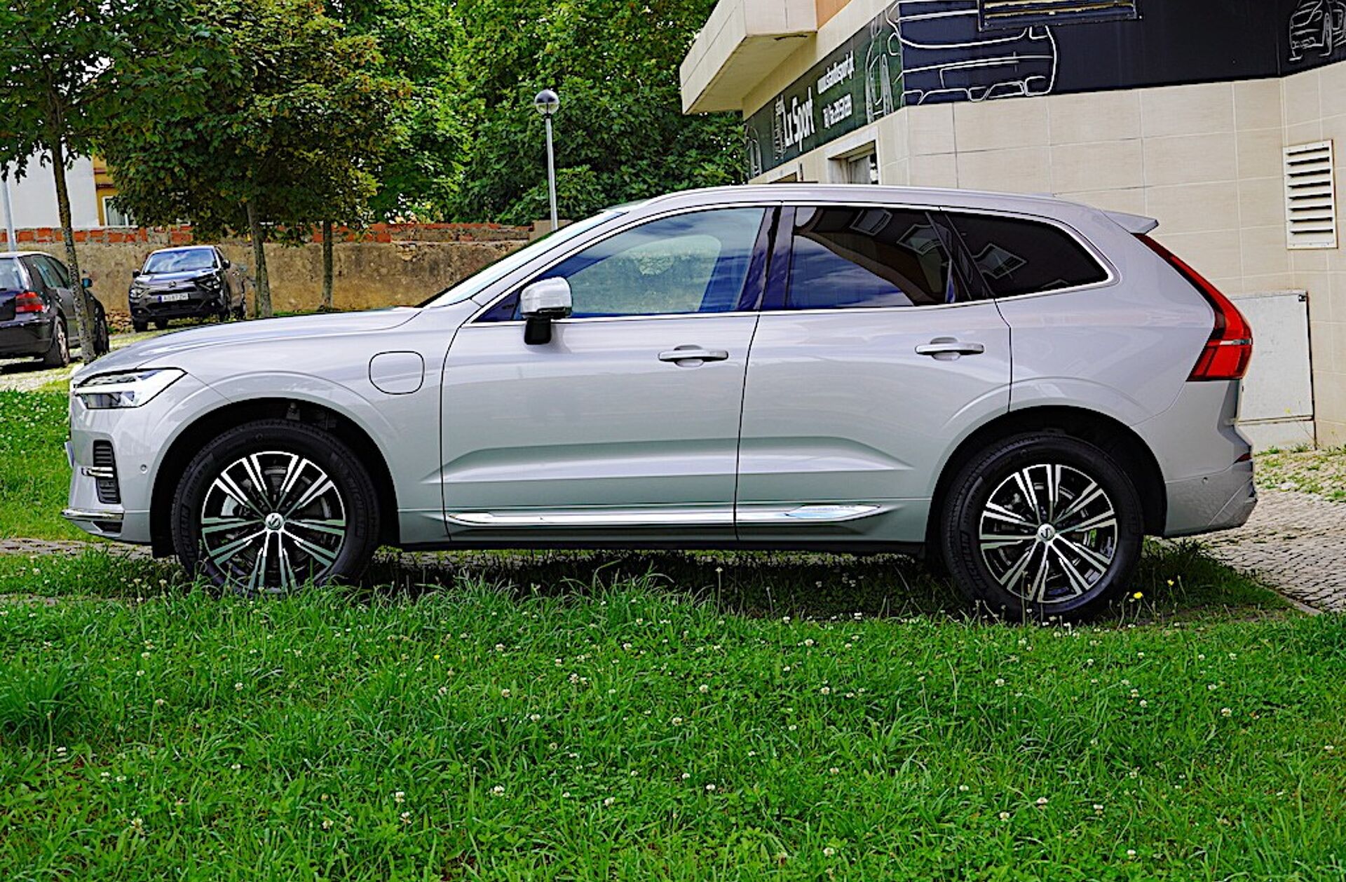 VOLVO XC60 2.0 T6 PHEV Inscription AWD