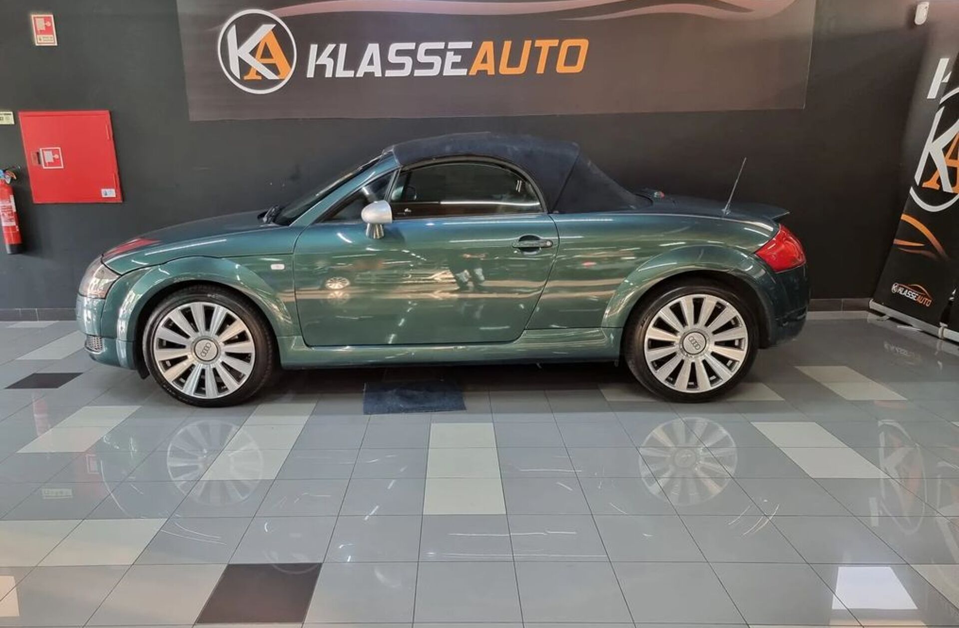 AUDI TT 1.8 T
