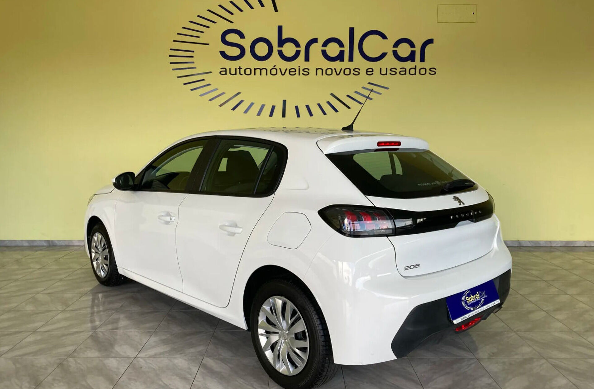 PEUGEOT 208 1.2 PureTech Active