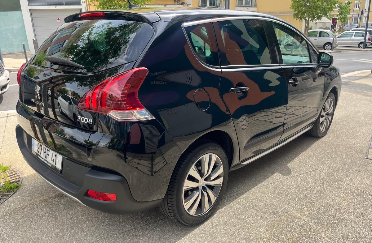 PEUGEOT 3008 1.6 BlueHDi Allure EAT6