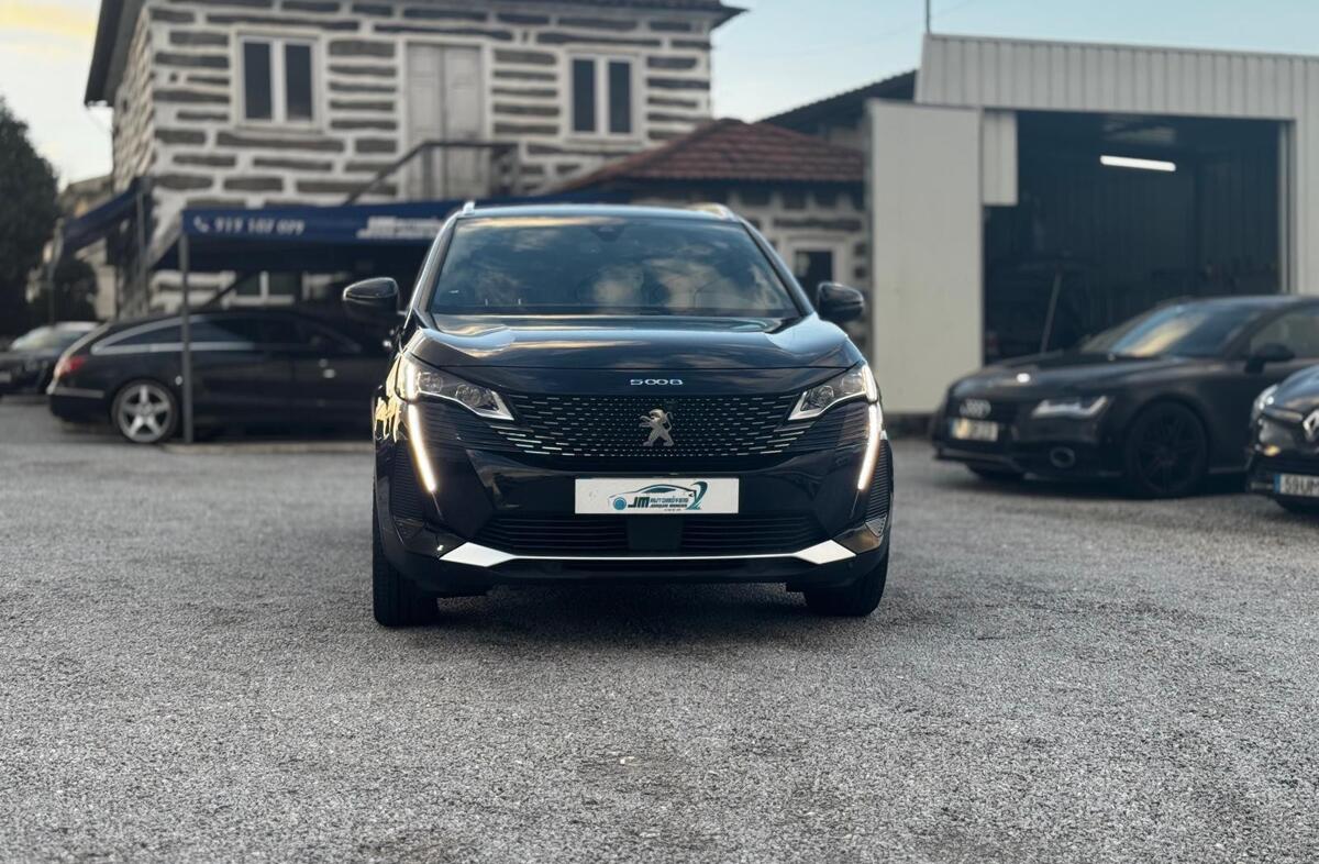 PEUGEOT 5008 1.5 BlueHDi GT Pack EAT8