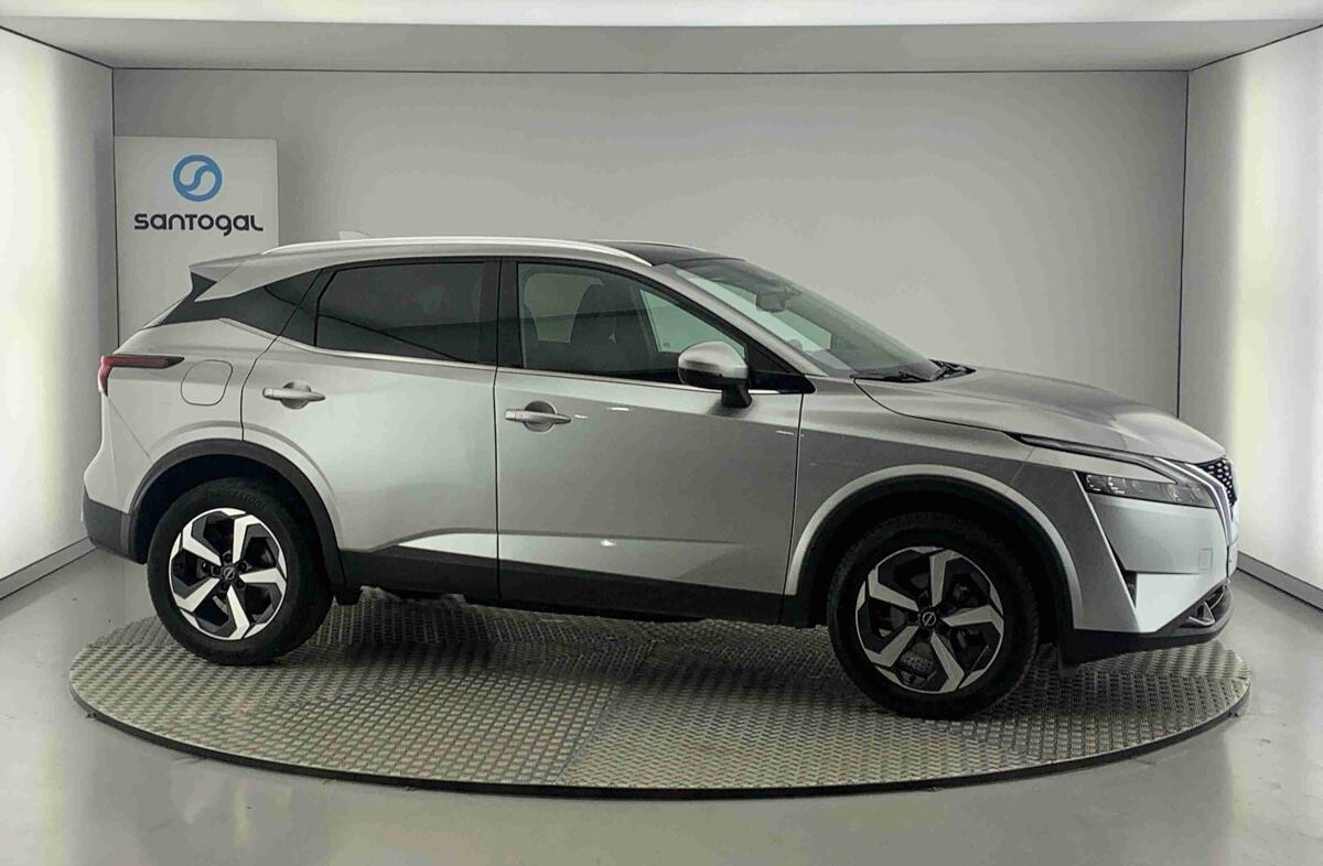 NISSAN Qashqai 1.3 DIG-T N-Connecta LED+SKY