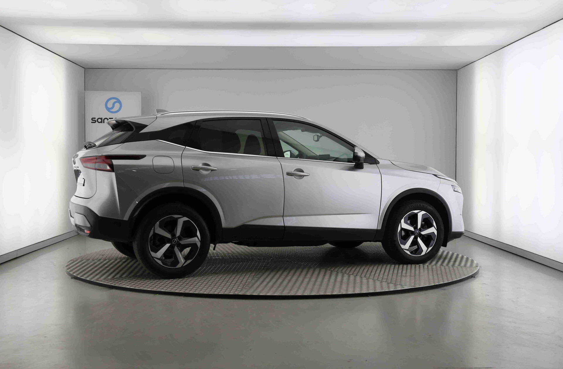 NISSAN Qashqai 1.3 DIG-T N-Connecta LED+SKY