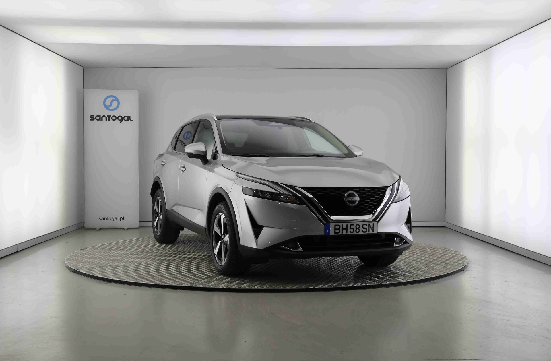 NISSAN Qashqai 1.3 DIG-T N-Connecta LED+SKY
