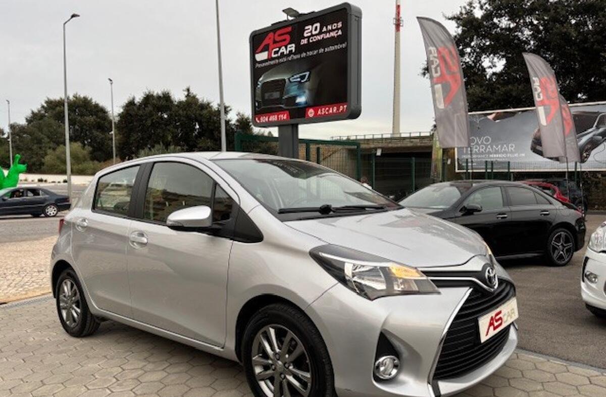 TOYOTA Yaris 1.0 VVT-i Comfort