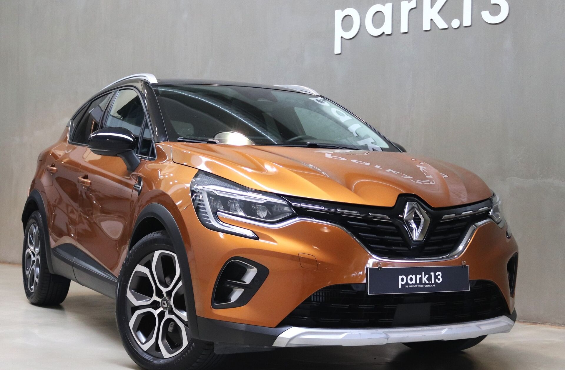 RENAULT Captur 1.3 TCe Intens EDC