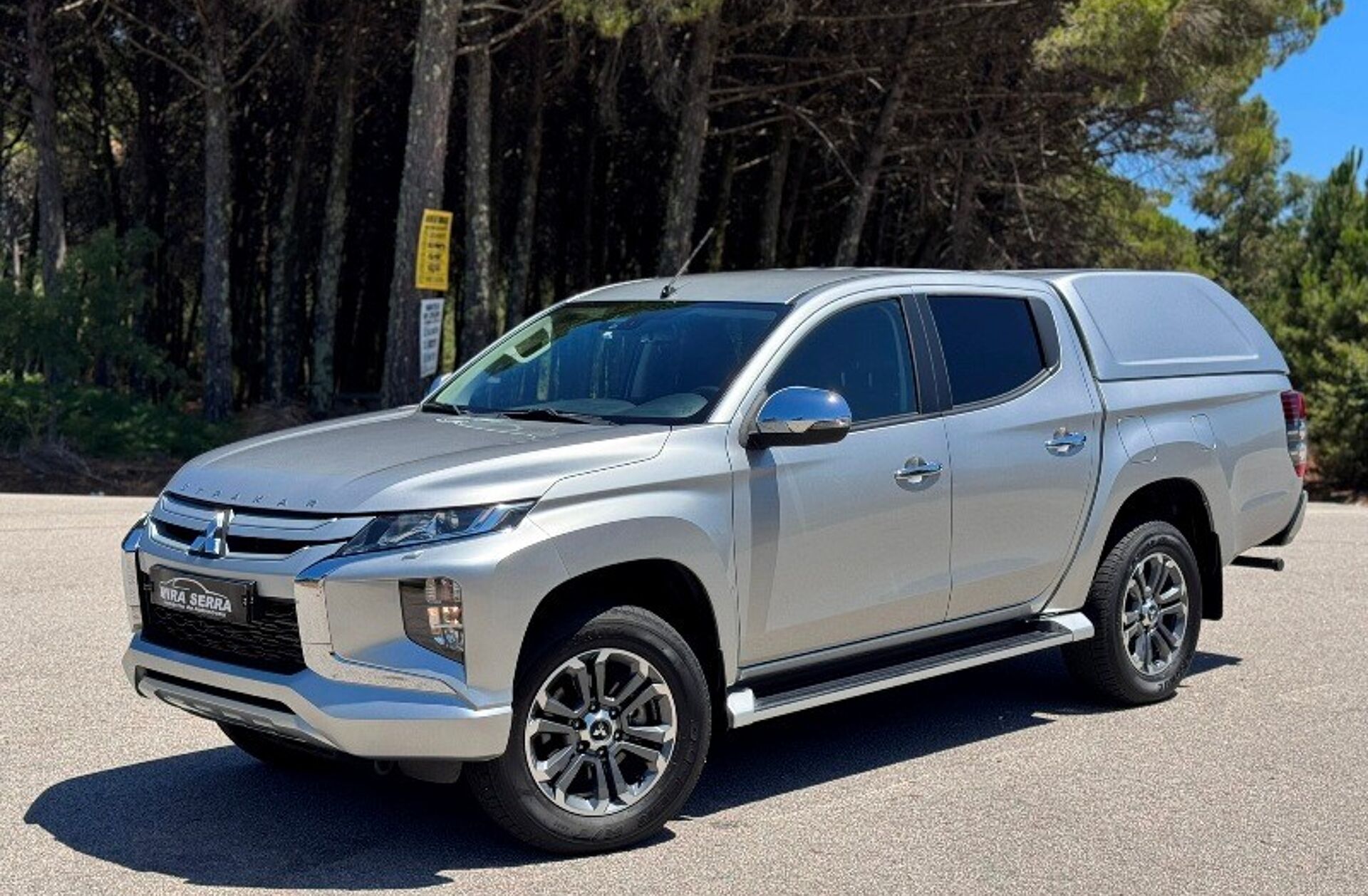 MITSUBISHI L 200 2.3 DI-D Strakar CD Connect Edition 4WD