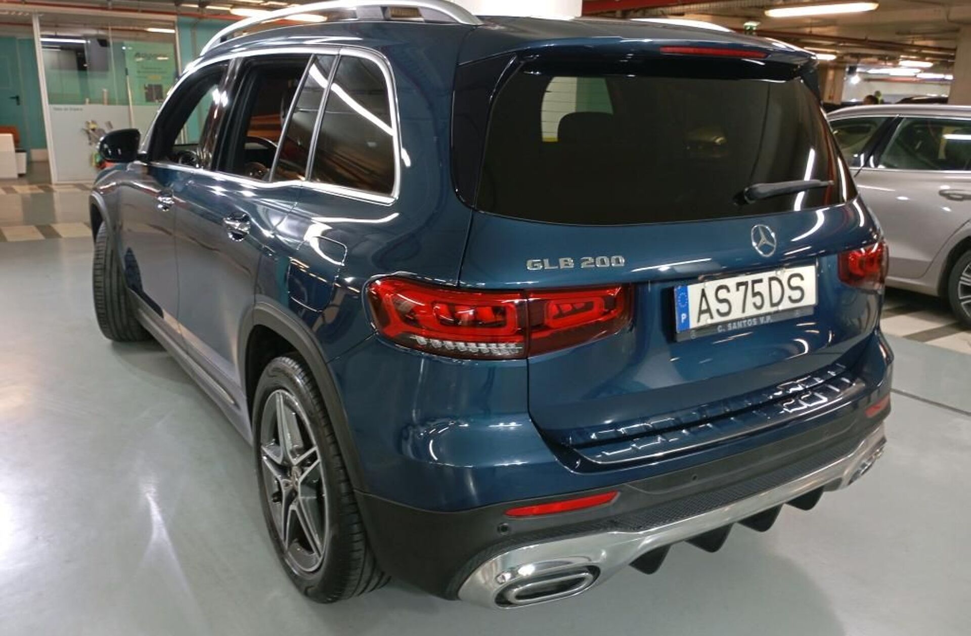 MERCEDES Classe GLB GLB 200 AMG Line