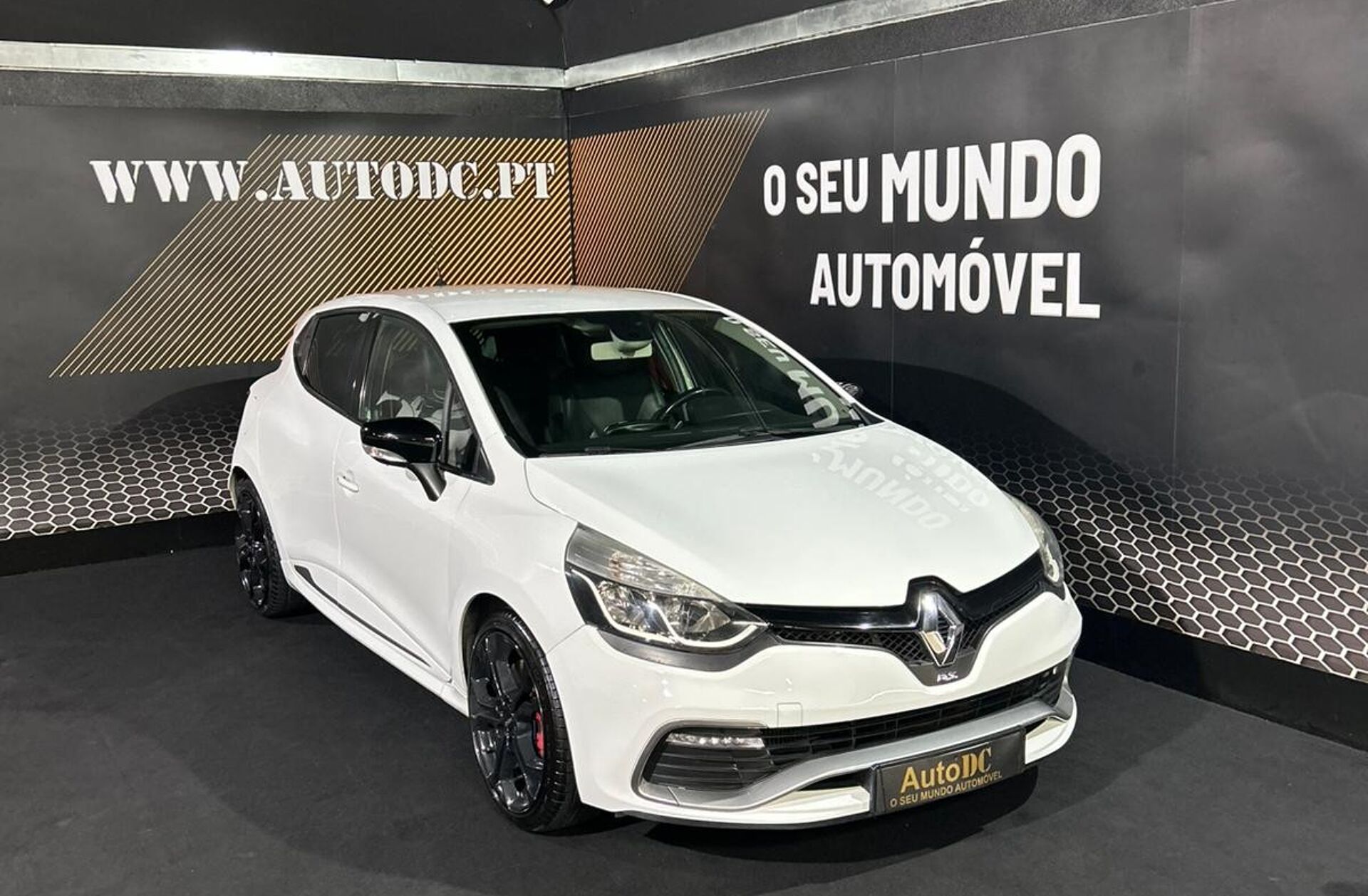 RENAULT Clio 1.6 T RS EDC