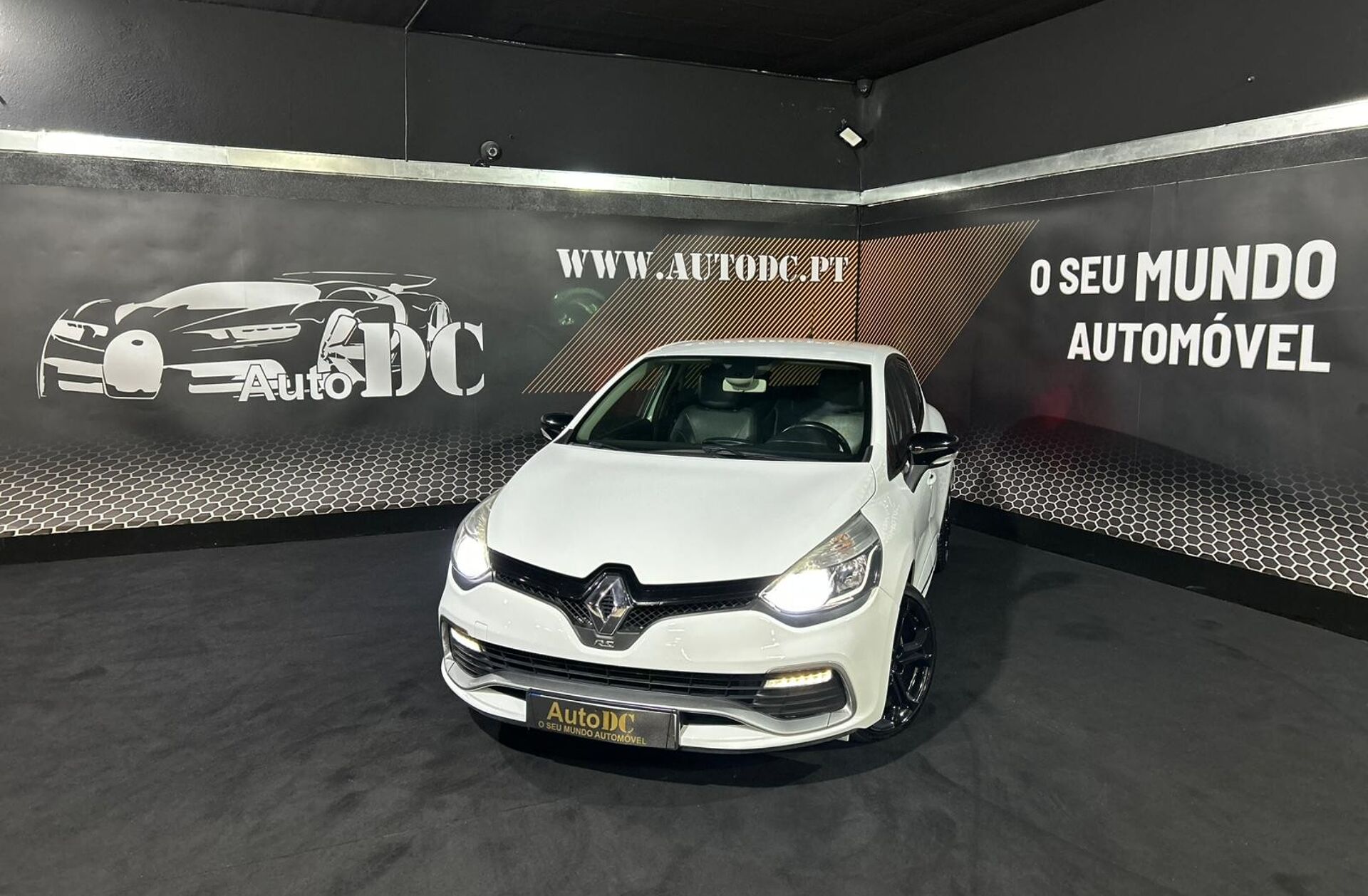 RENAULT Clio 1.6 T RS EDC