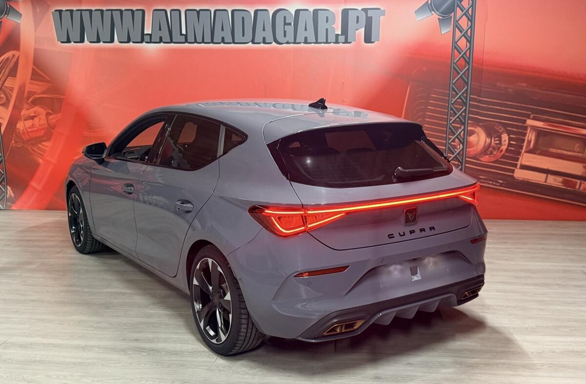 CUPRA Leon 1.5 e-Hybrid DSG