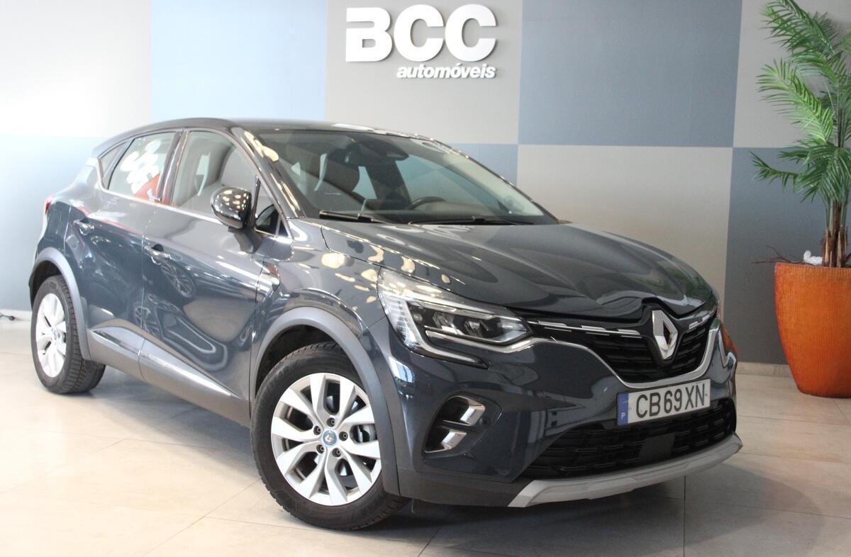 RENAULT Captur 1.6 E-Tech Plug-In Exclusive
