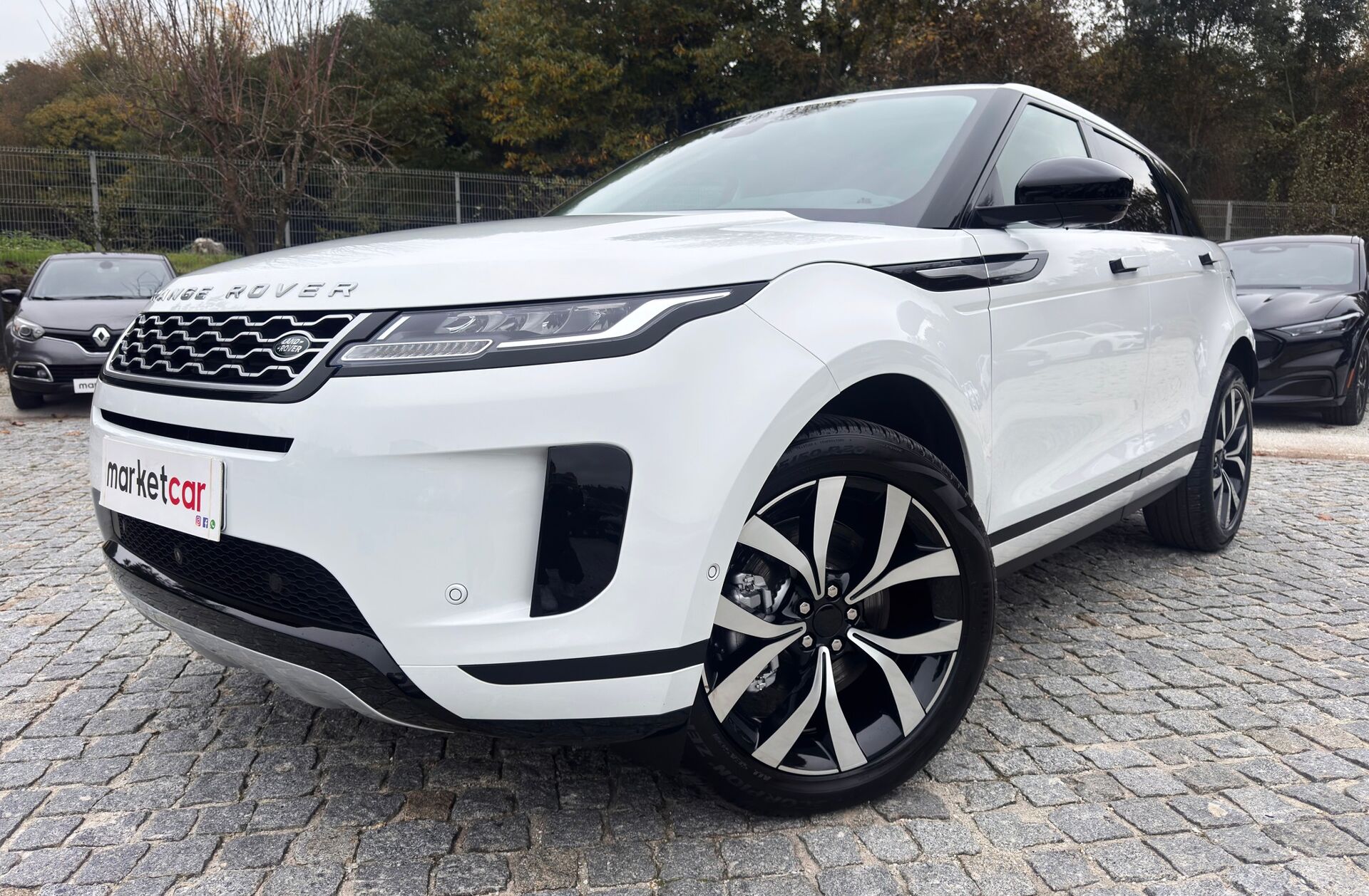 LAND ROVER Range Rover Evoque 1.5 P300e AWD S Auto