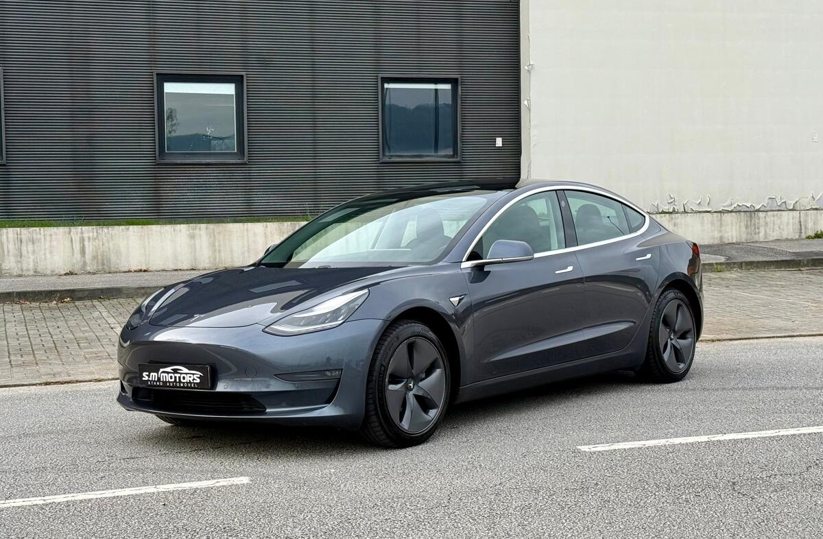 TESLA Model 3 Long-Range Dual Motor AWD