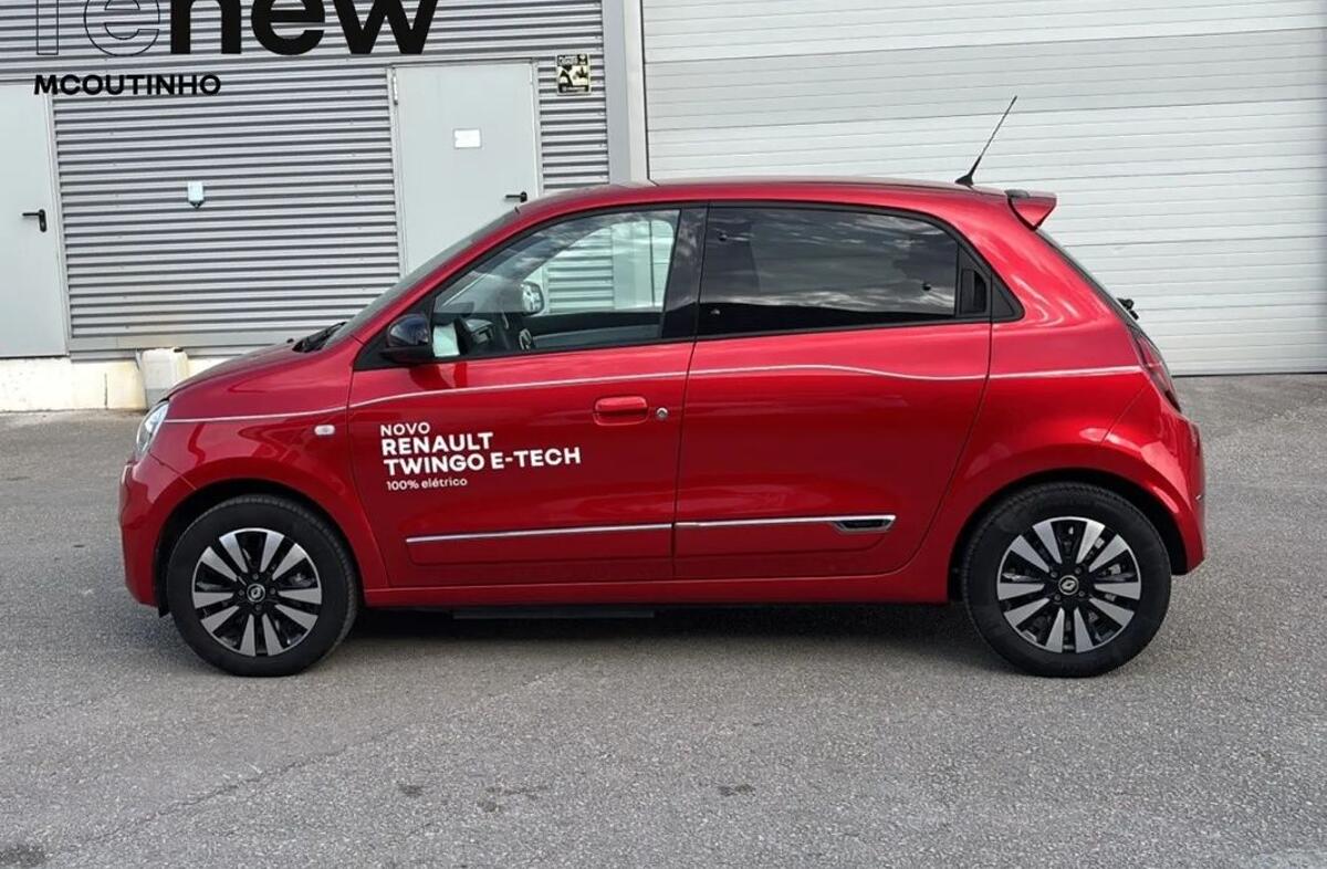 RENAULT Twingo E-Tech. 22 Techno