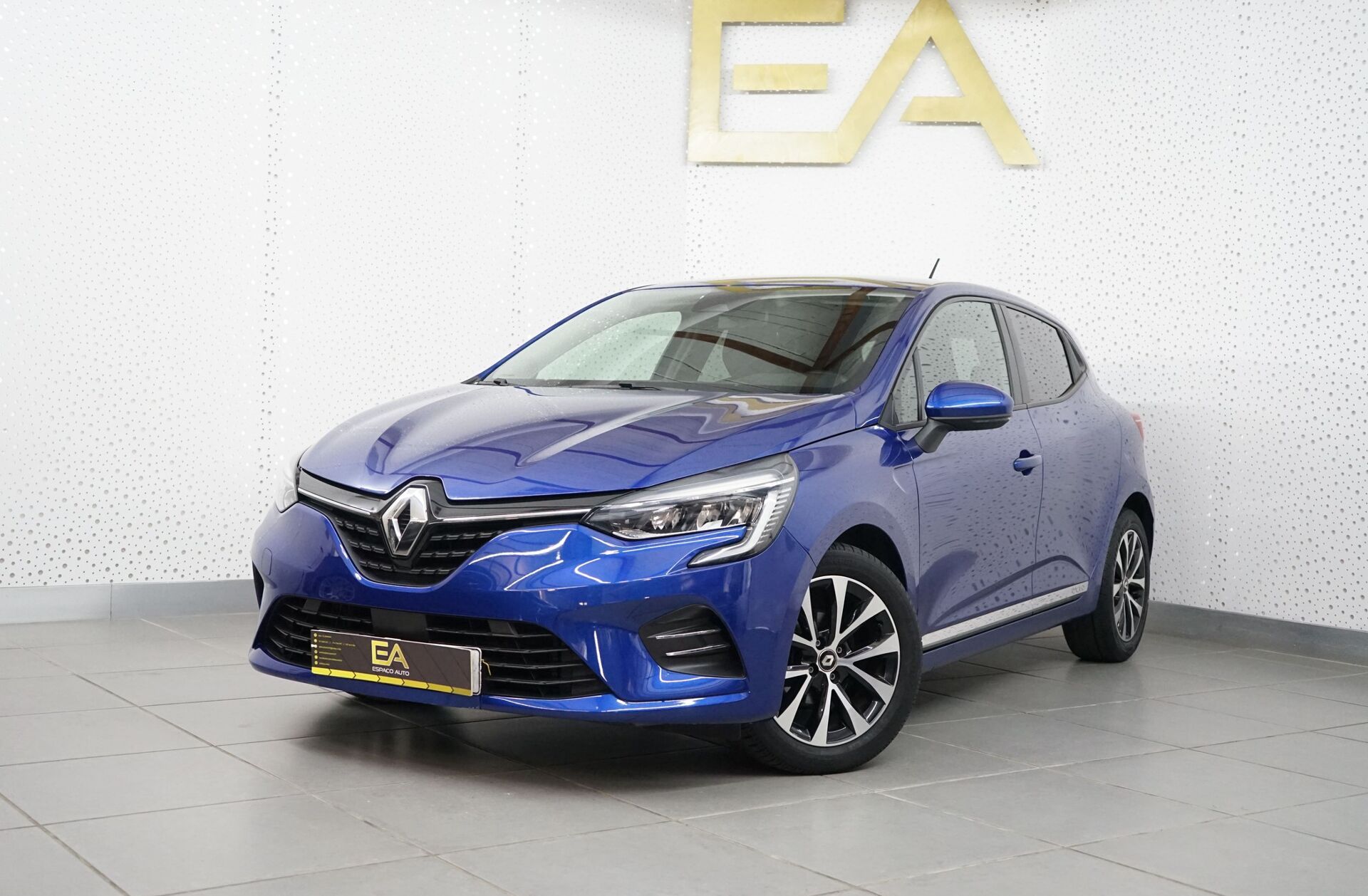 RENAULT Clio 1.0 TCe Intens