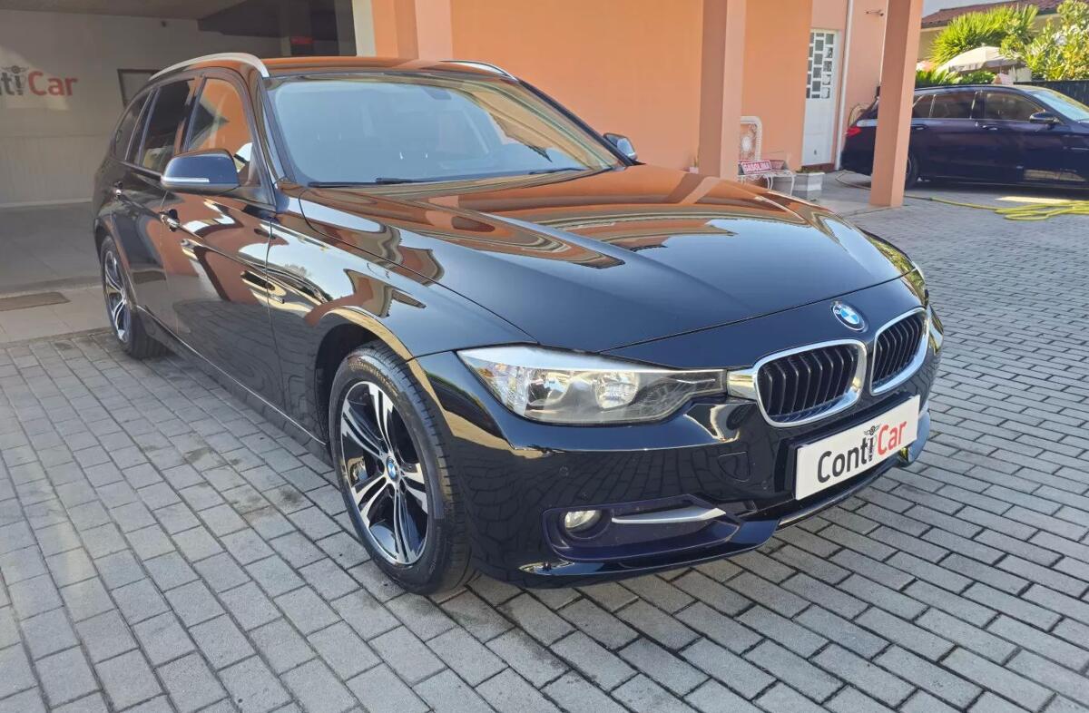 BMW Serie-3 318 d Touring Auto