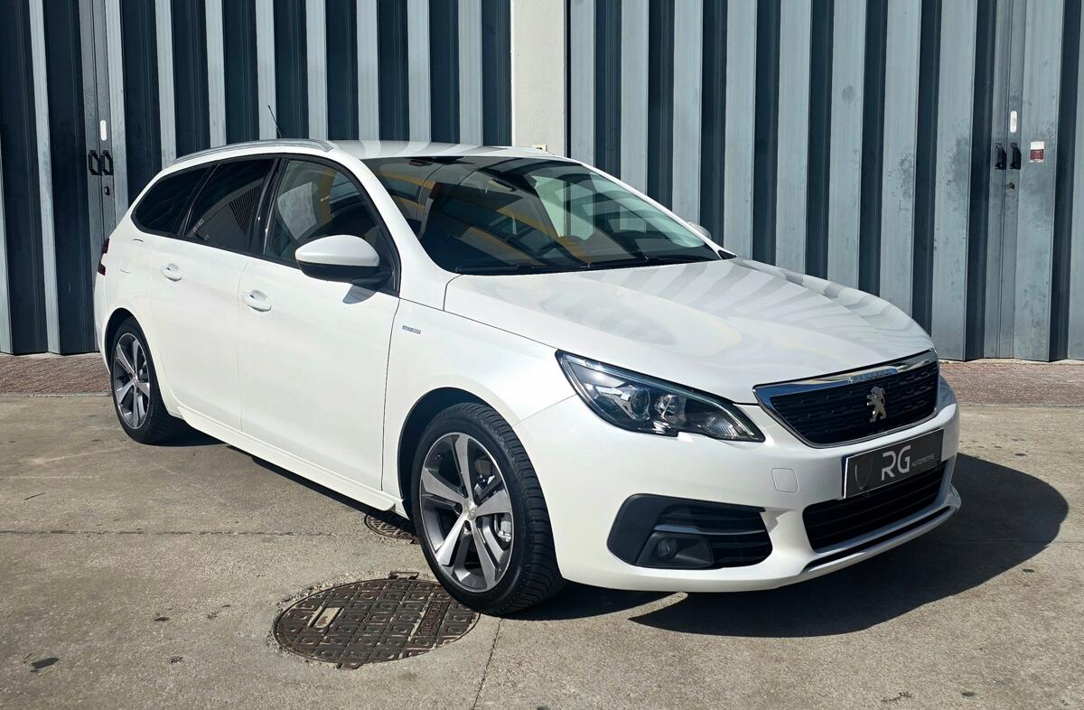 PEUGEOT 308 SW 1.2 PureTech Style