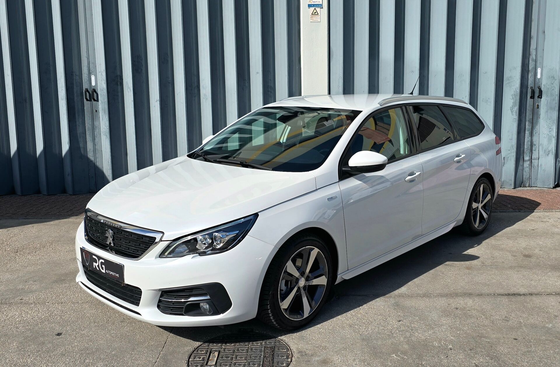 PEUGEOT 308 SW 1.2 PureTech Style