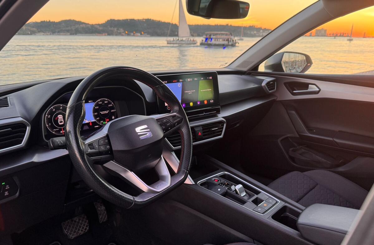 SEAT Leon ST 2.0 TDI FR DSG