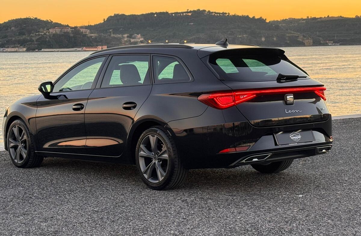 SEAT Leon ST 2.0 TDI FR DSG