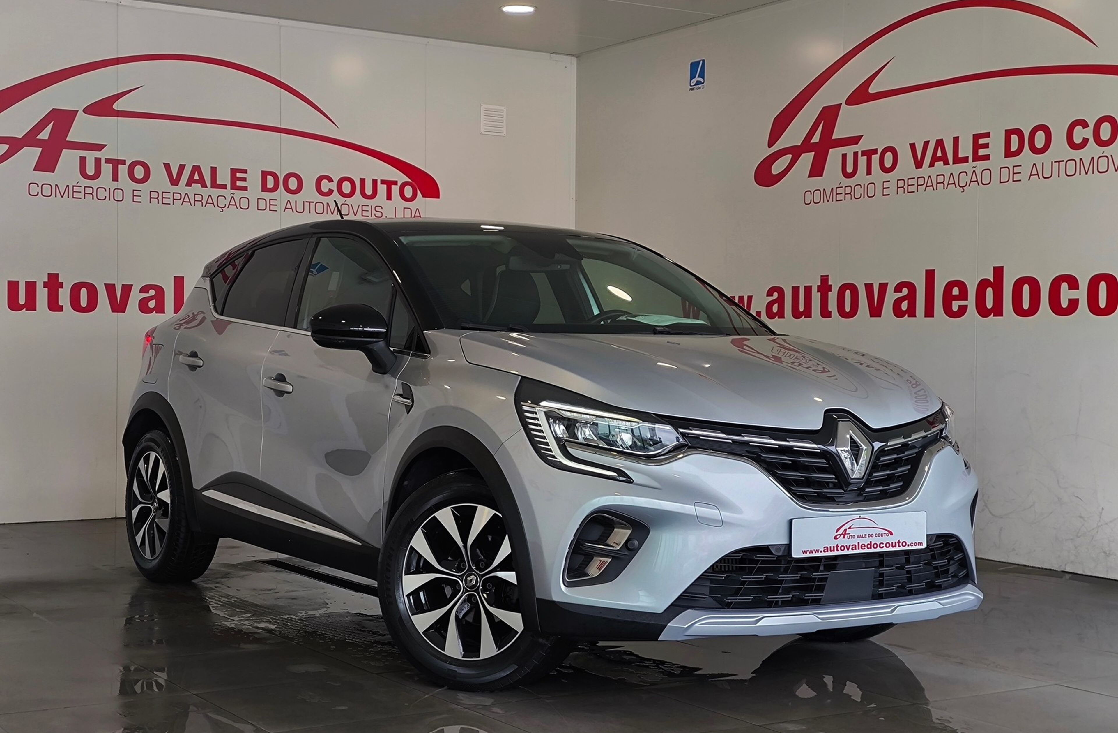 RENAULT Captur 1.0 TCe Intes