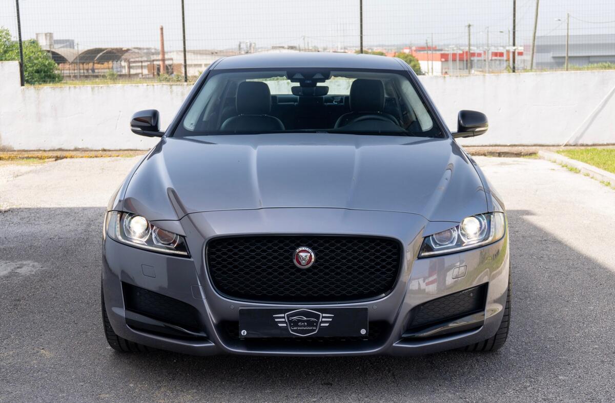JAGUAR XF 2.0 D Prestige Aut.