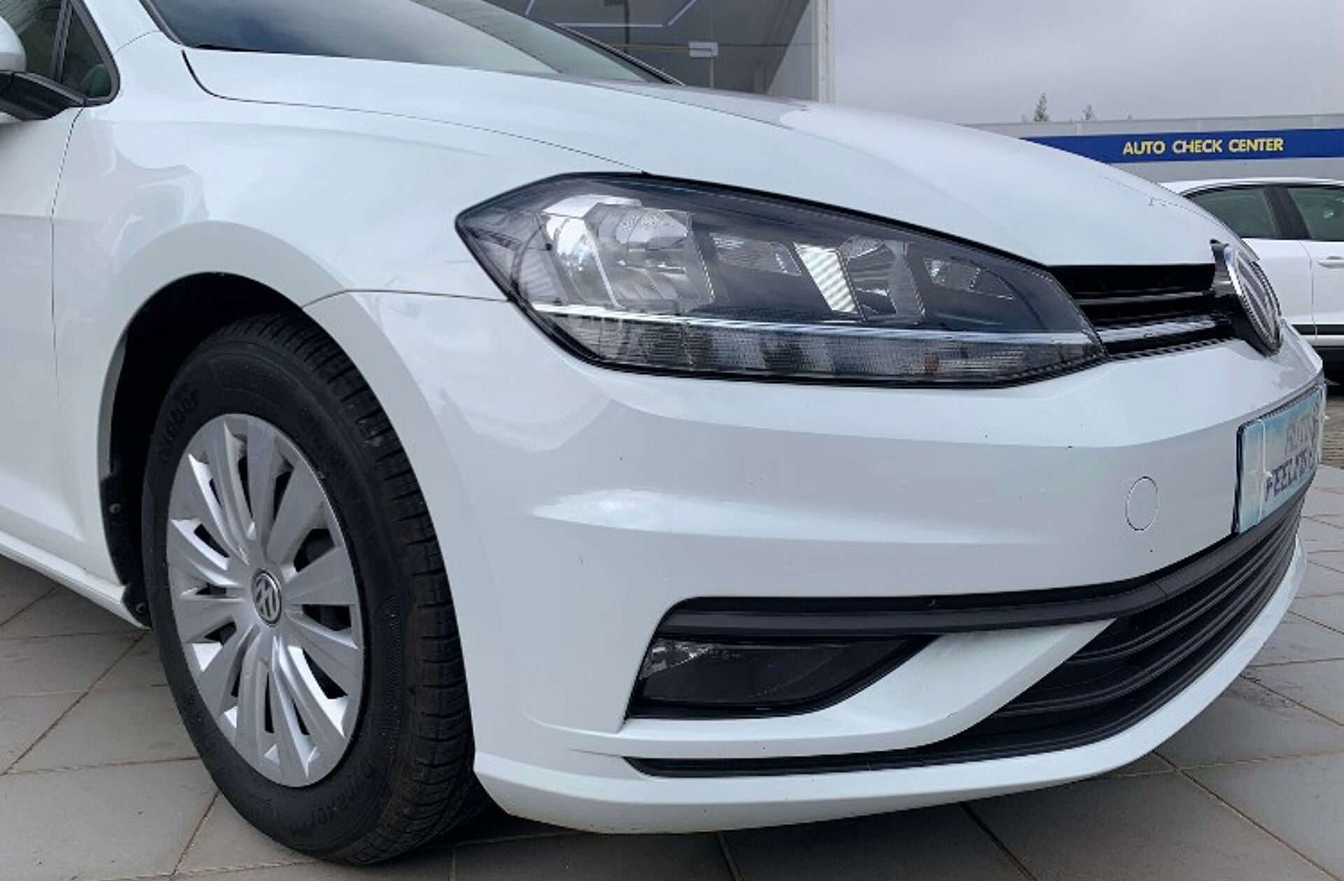 VOLKSWAGEN Golf V.1.6 TDI Confortline