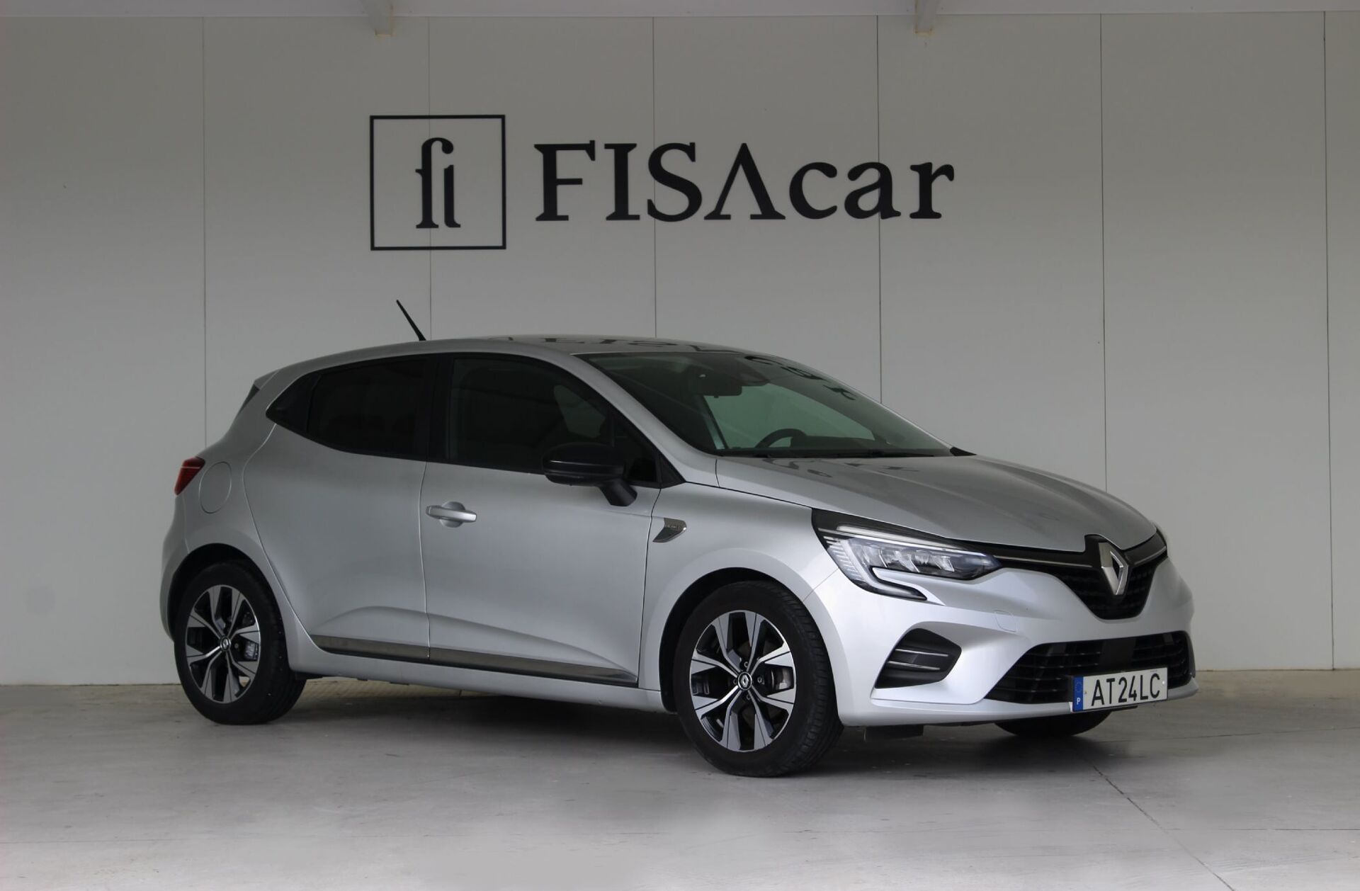 RENAULT Clio 1.0 TCe Limited Bi-Fuel