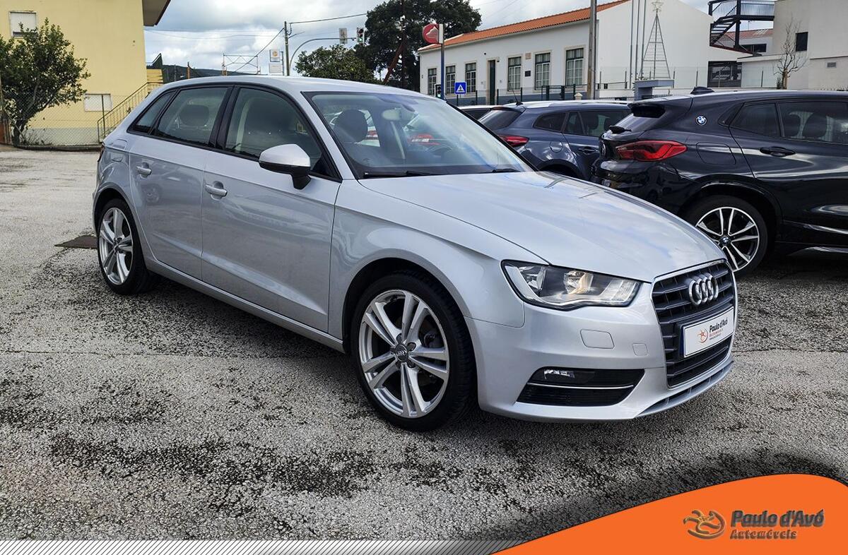 AUDI A3 2.0 TDi Attraction S tronic
