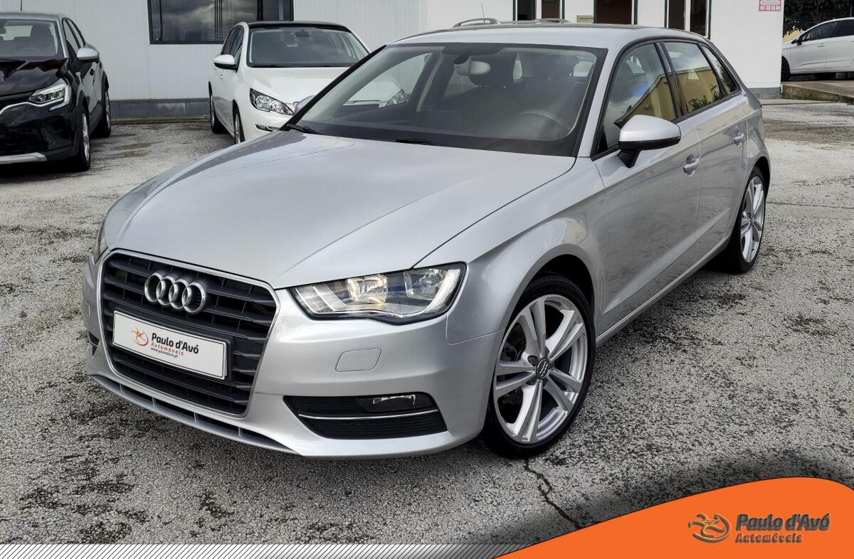 AUDI A3 2.0 TDi Attraction S tronic