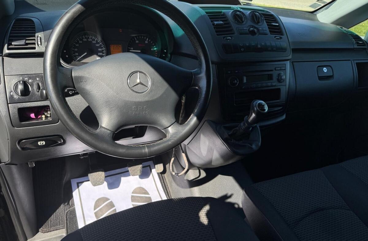 MERCEDES Vito 122 CDi/32 8L Shuttle
