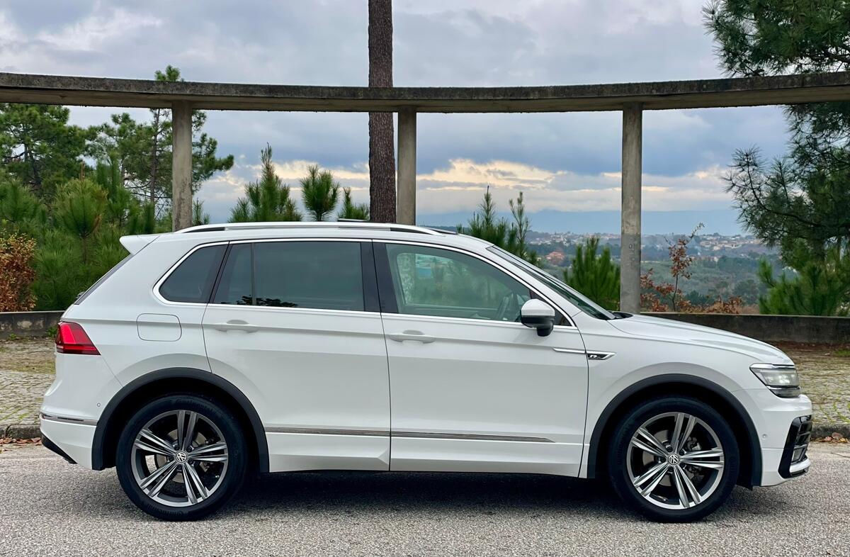 VOLKSWAGEN Tiguan 2.0 TDI R-Line DSG