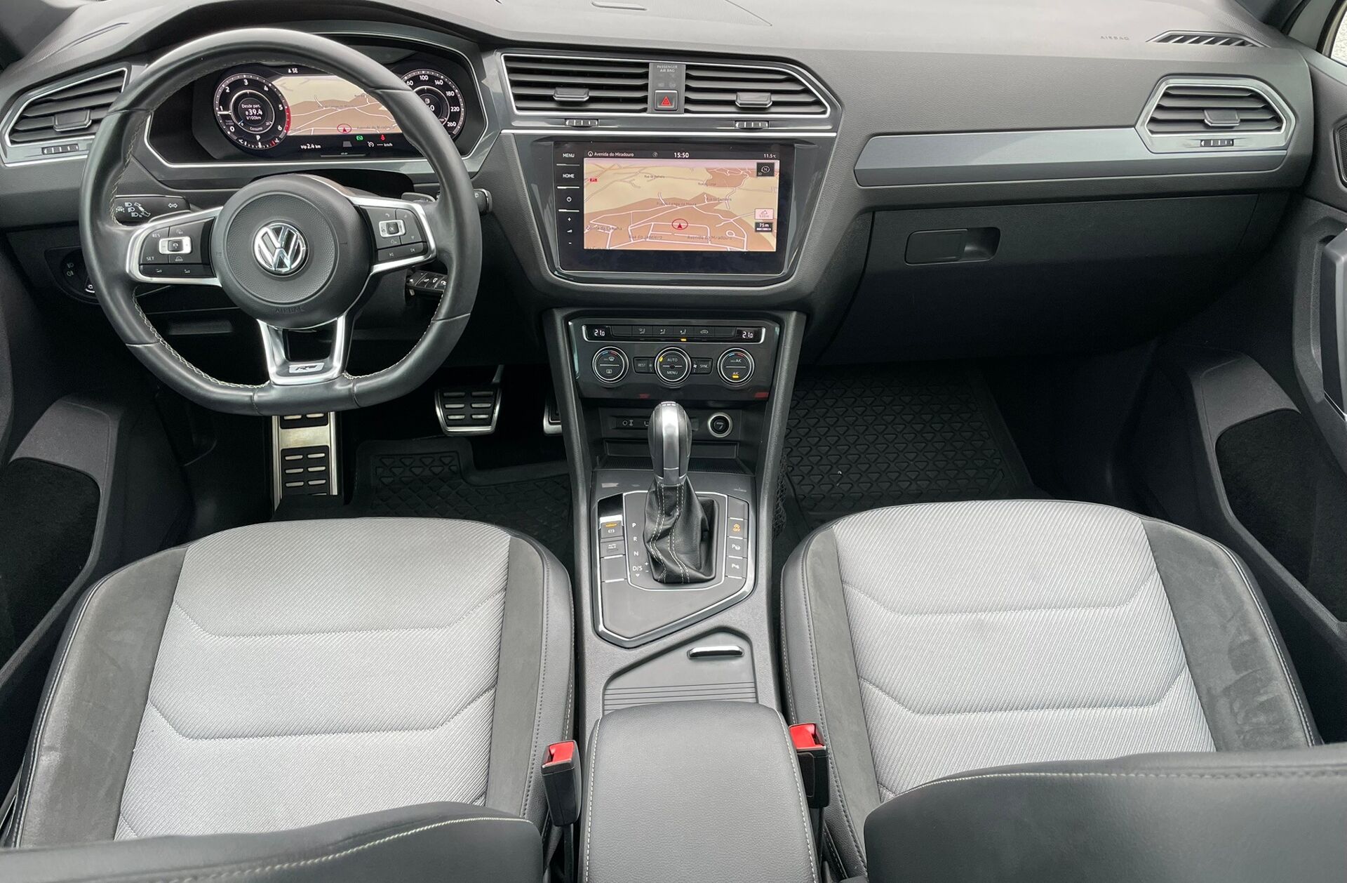 VOLKSWAGEN Tiguan 2.0 TDI R-Line DSG
