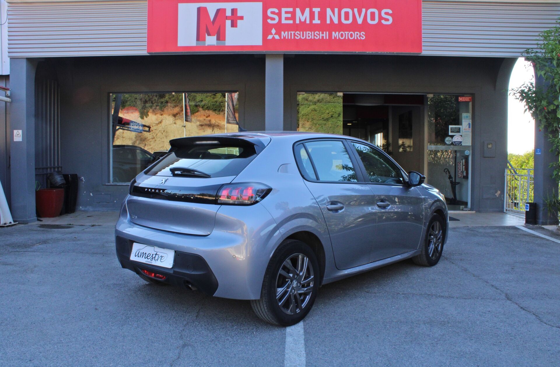 PEUGEOT 208 1.2 PureTech Allure